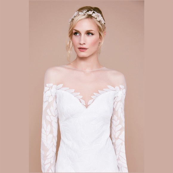 Tadashi Shoji LIONEL LONG-SLEEVE SEQUIN EMBROIDERED DRESS - Picture 2 of 8